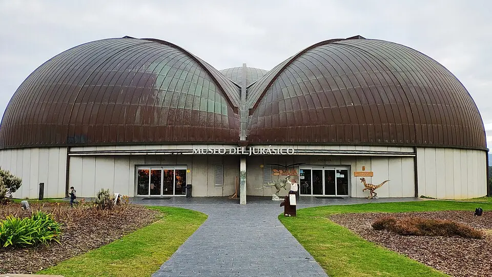Museo del Jurásico de Asturias