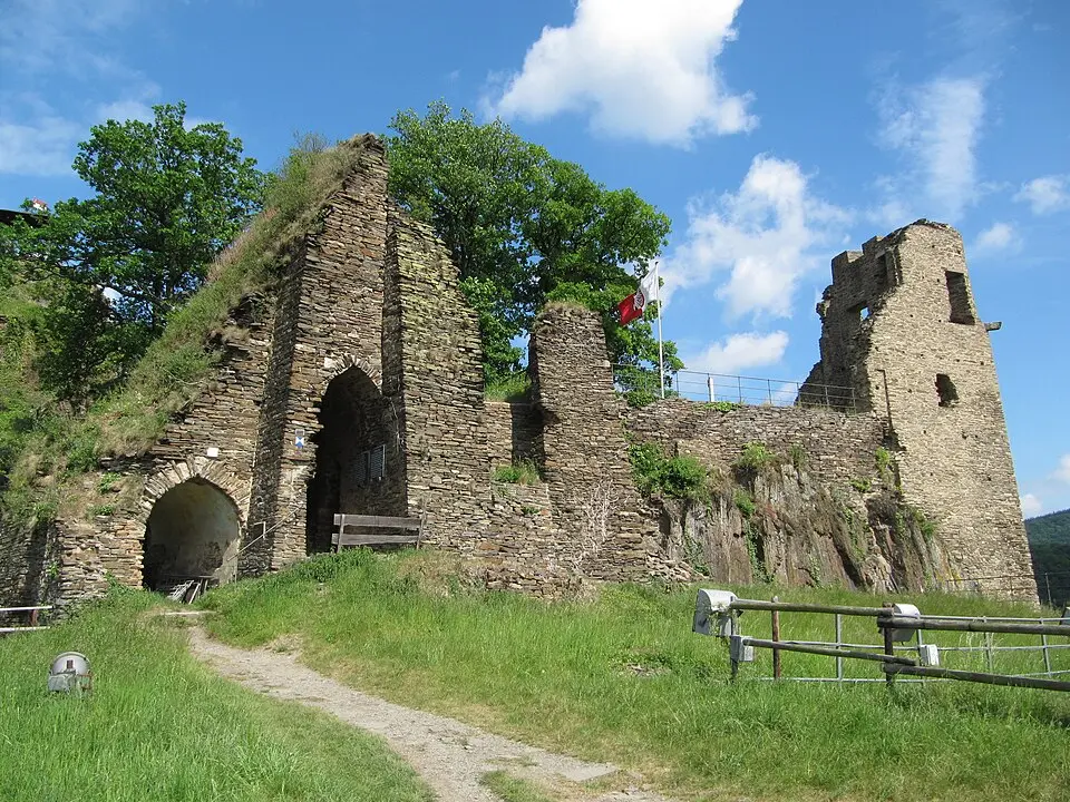 Burg Are