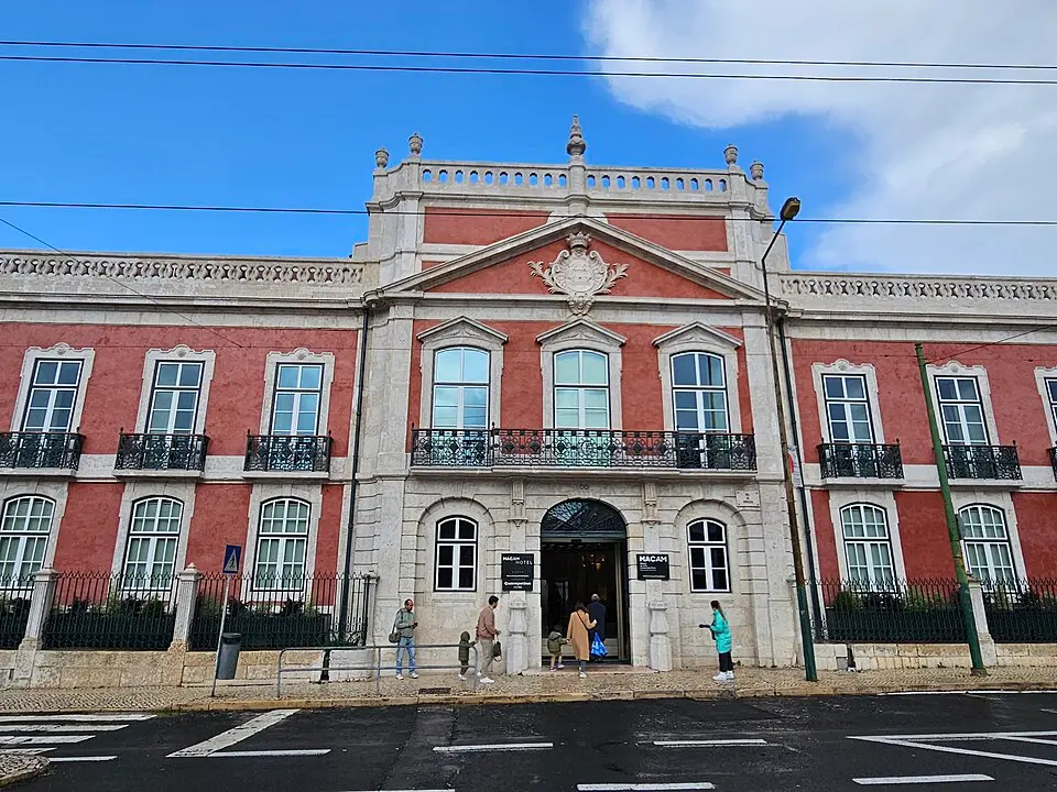 Museu de Arte Contemporânea Armando Martins