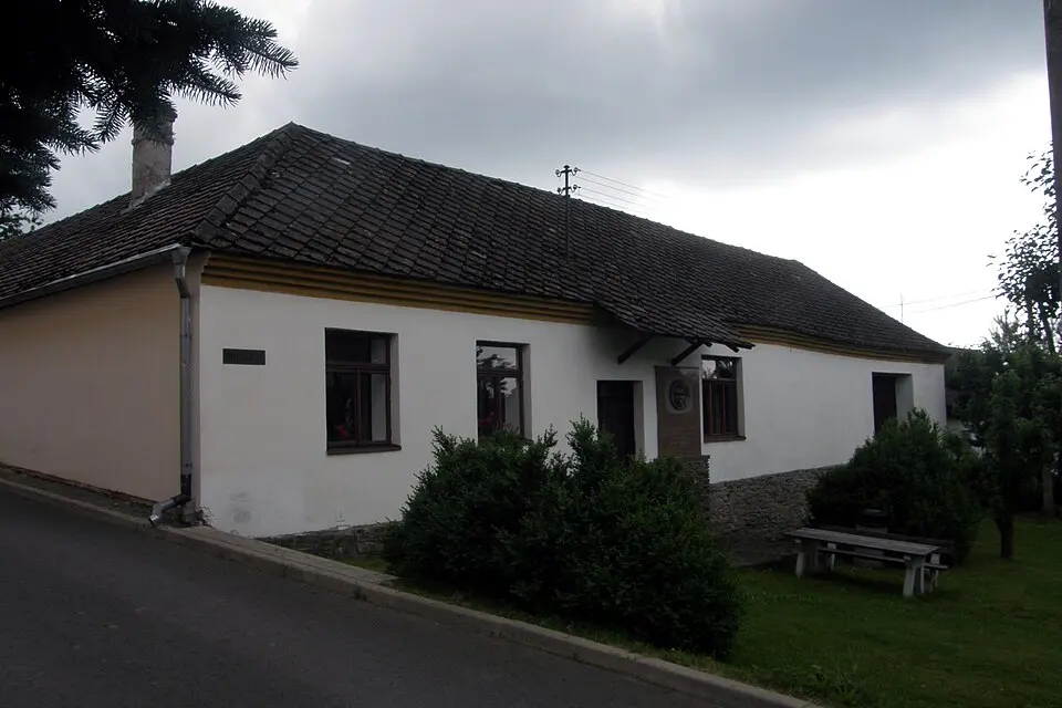 Bild: Lasy · CC BY-SA 3.0 Muzeum Kořenec