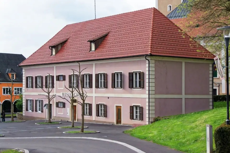 Ehem. Volksschule, heute Musikschule