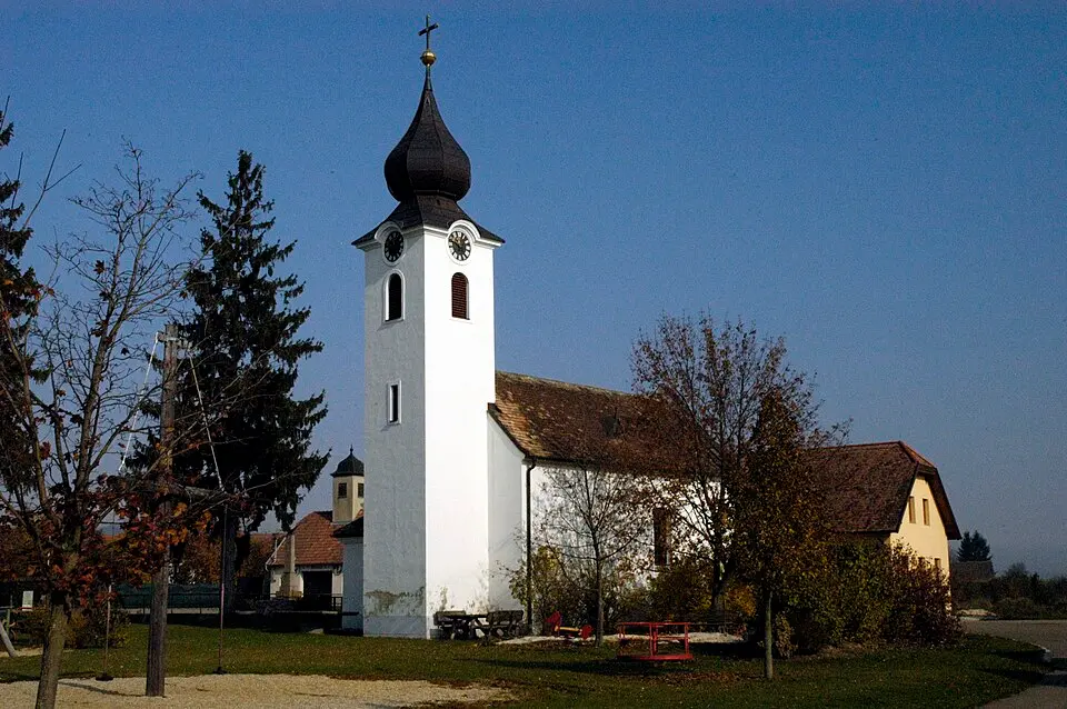 Image: Manfred Kuzel (talk) · CC BY-SA 3.0 AT Ortskapelle heiliger Bartholomäus