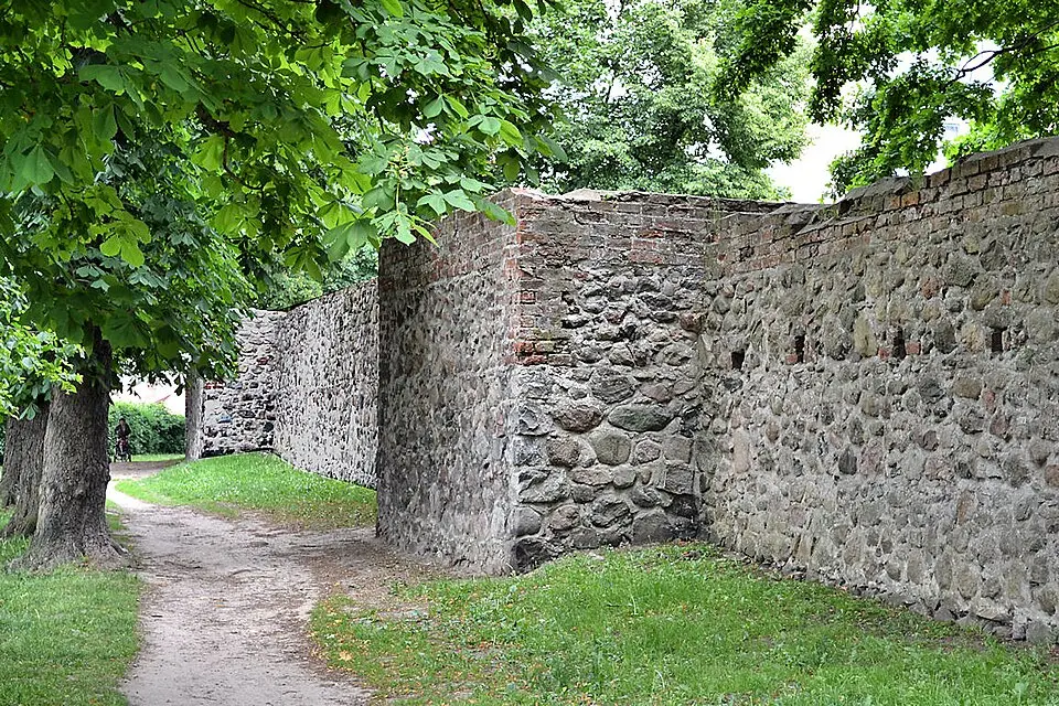 Mury obronne w Myśliborzu