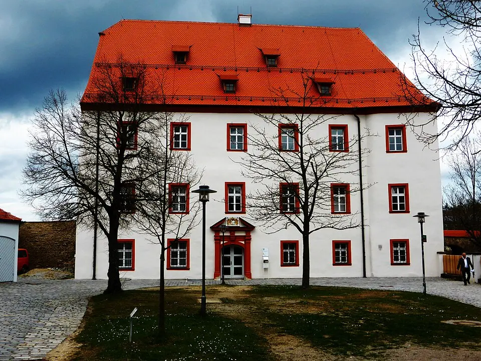 Image: luckyprof · CC BY-SA 3.0 Pflegschloss