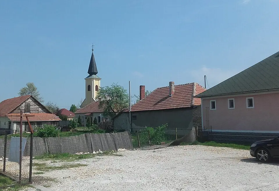 Image: Tothh417 · CC BY-SA 4.0 Nagycsécs