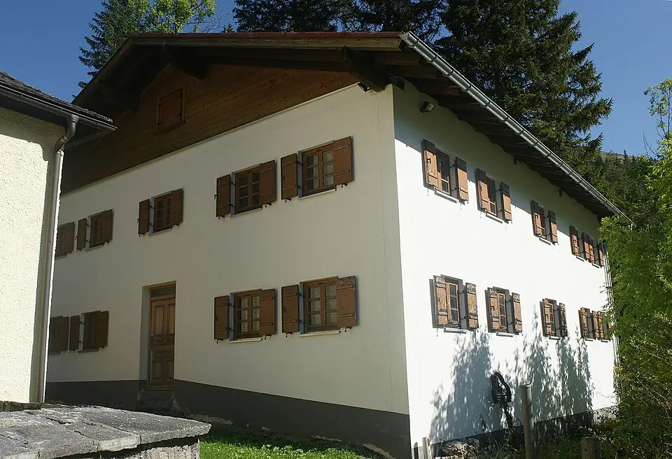 Obrázok: OW (talk) · CC BY 3.0 Pfarrhaus Namlos