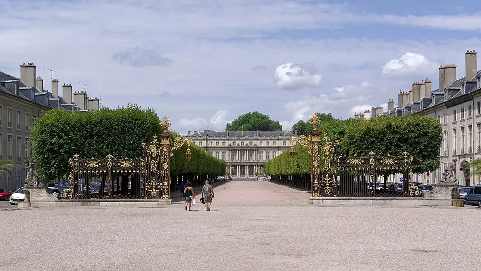 Obrázek: Berthold Werner · CC BY-SA 3.0 place de la Carrière