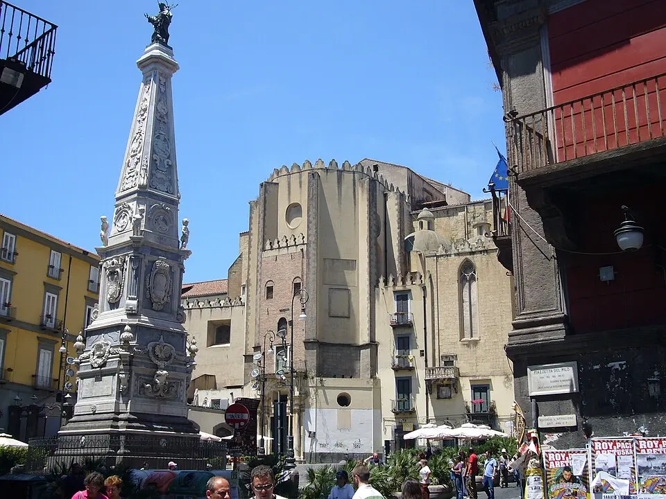 piazza San Domenico Maggiore
