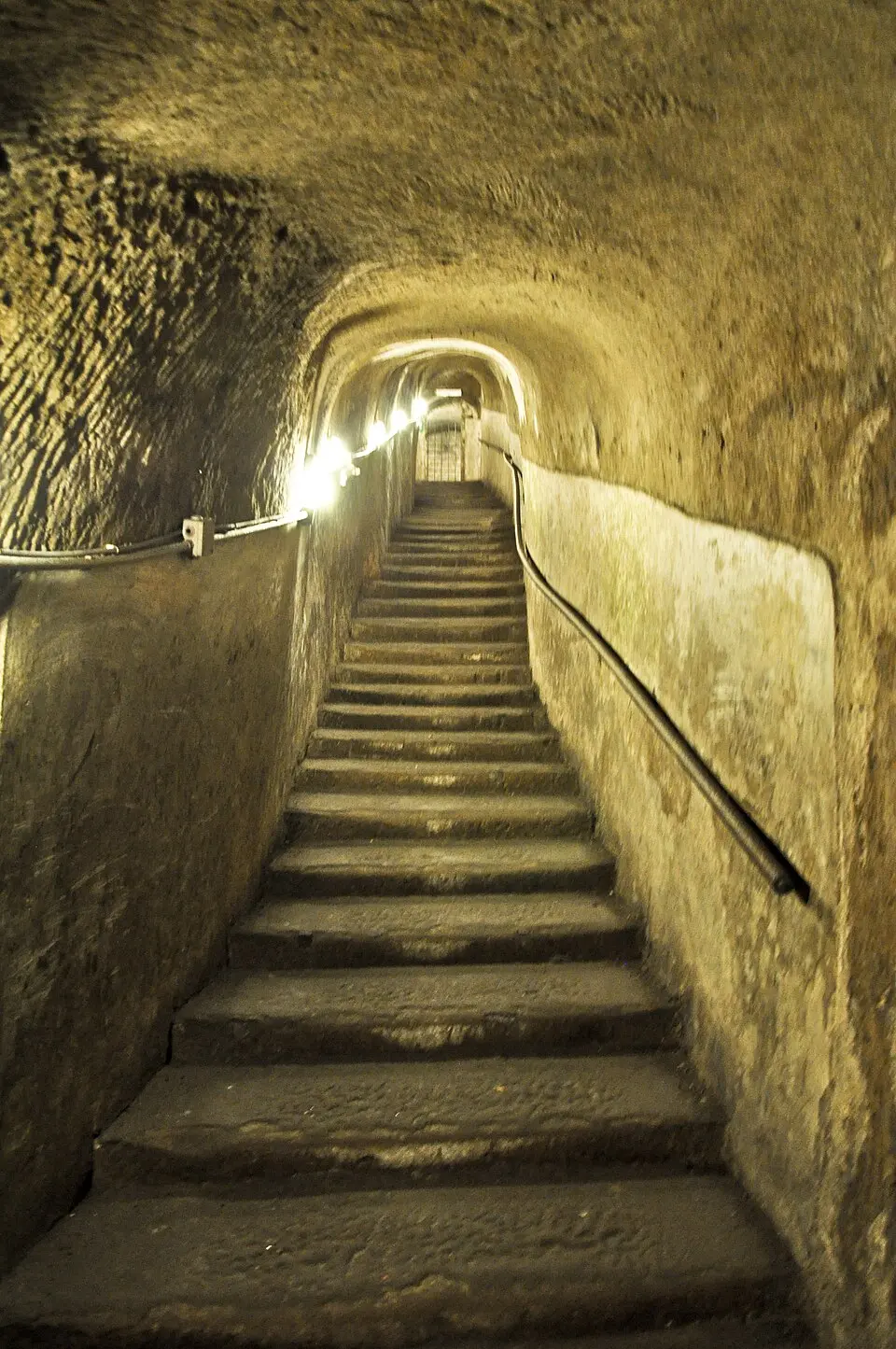 Napoli sotterranea
