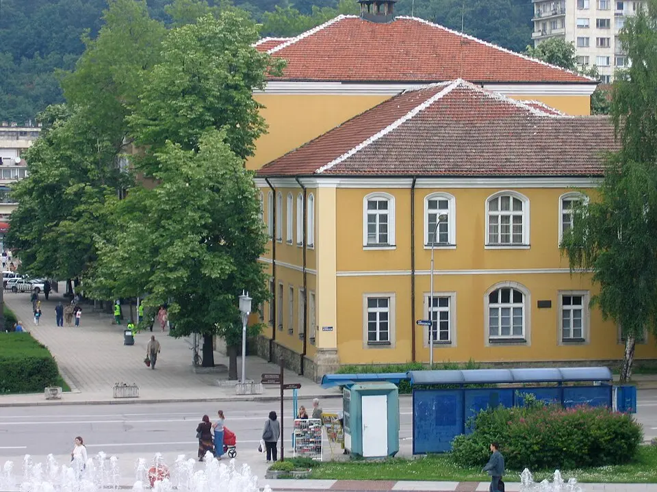 Slika: Михал Орела · CC BY 3.0 Априловска гимназия