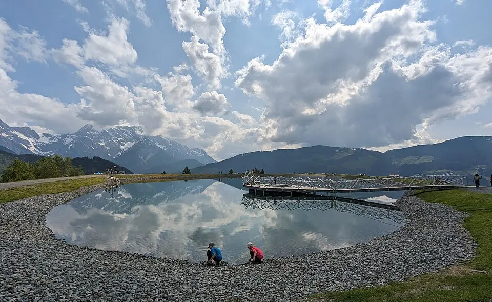 Natrun
