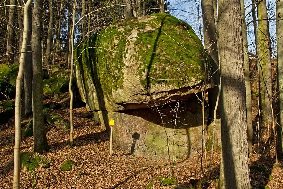 Großer Granitblock in Niederschrems