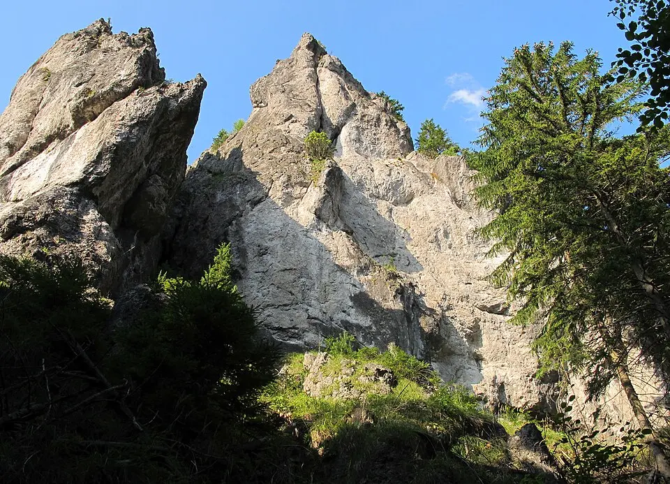 Mačie diery (nature reserve)