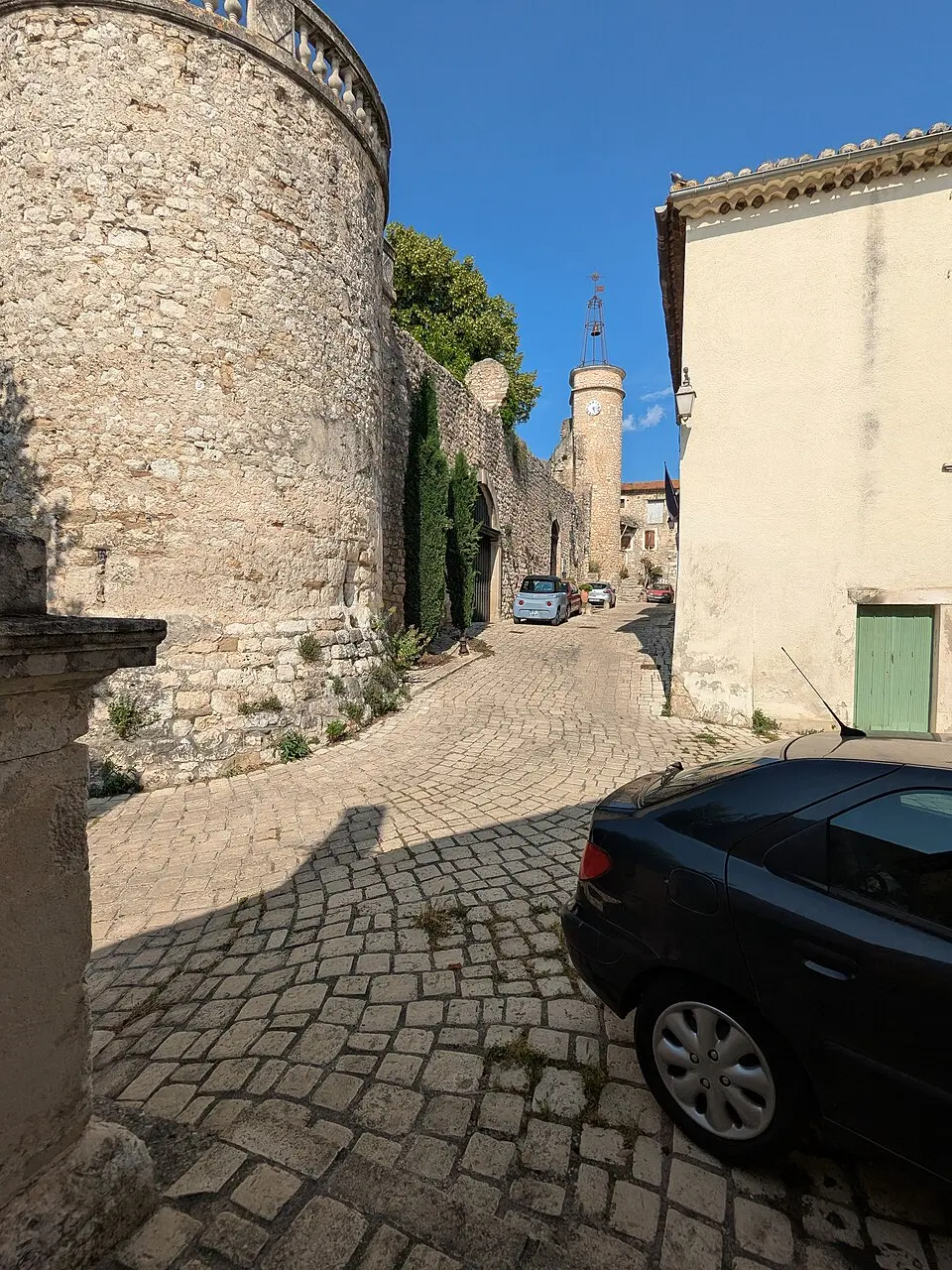 château, église Saint-Nazaire et presbytère de Navacelles