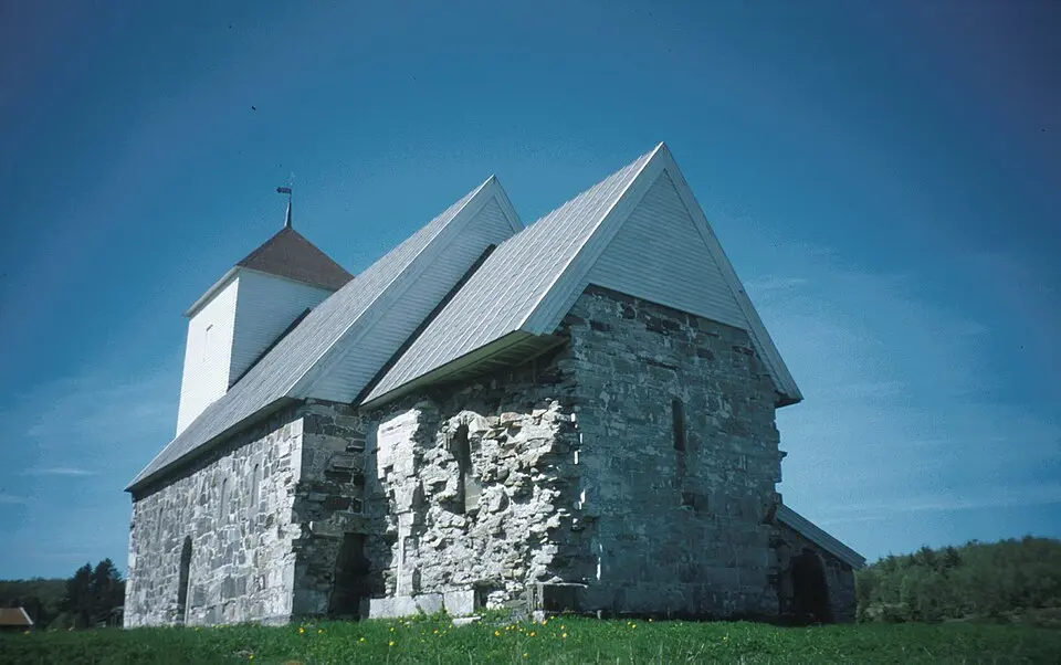 Nærøya kirke