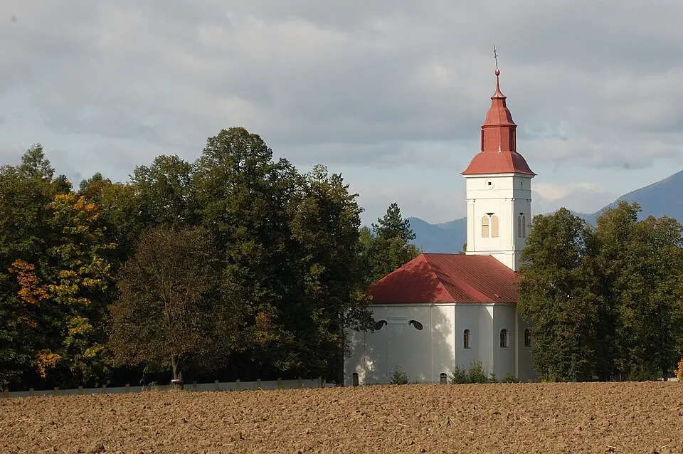 Evangelický kostel v Necpalech