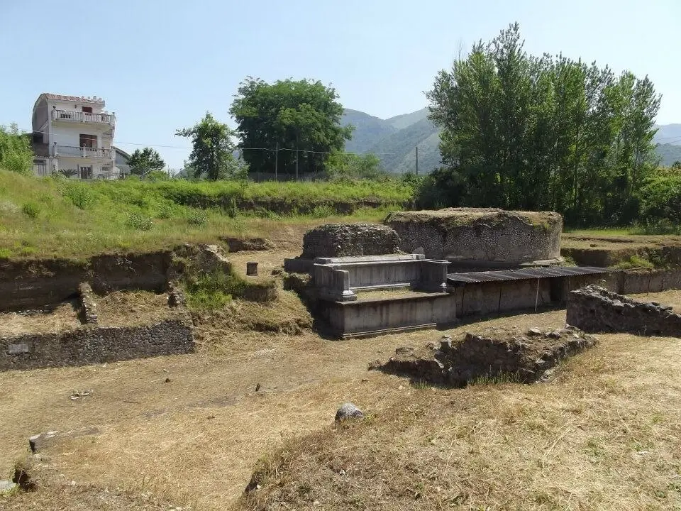 necropoli ellenistica di Pizzone