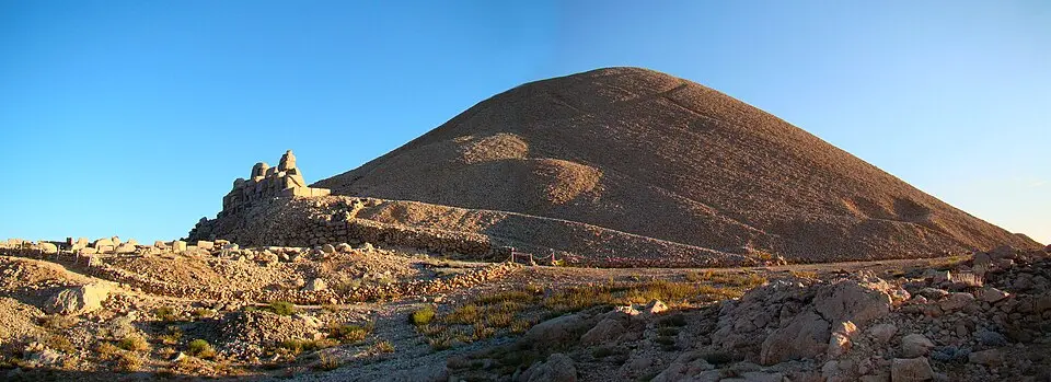 Nemrut Dağı