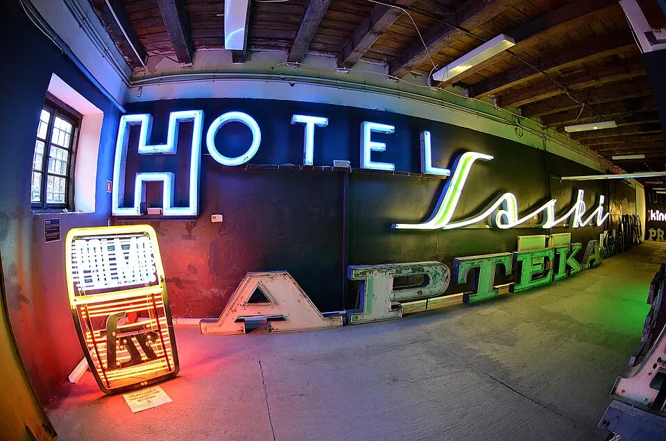 Neon Muzeum