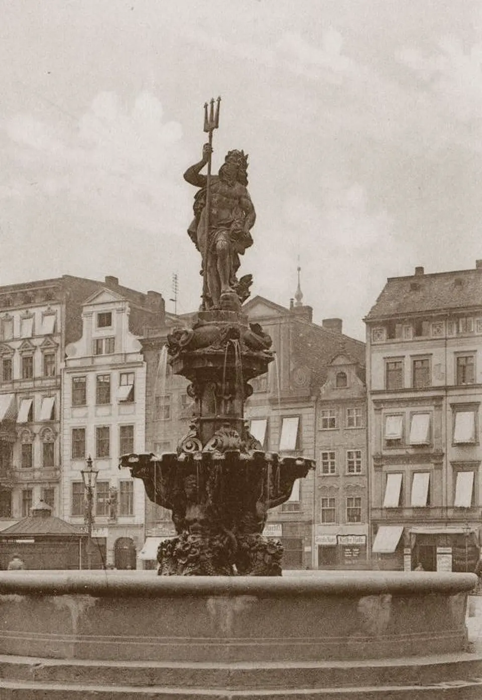 Fontanna Neptuna we Wrocławiu