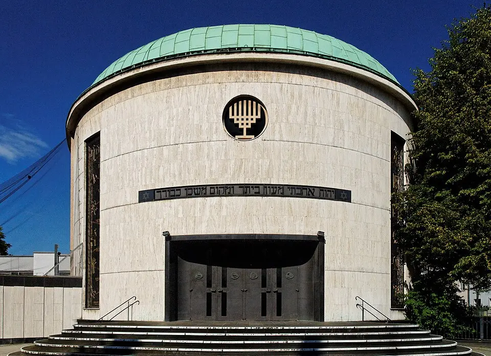 Obrázok: Wiegels · CC BY 3.0 Neue Synagoge (Düsseldorf)
