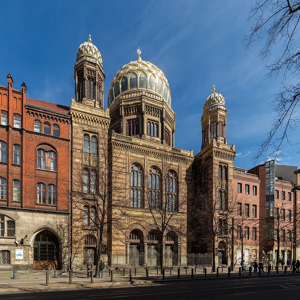 Kép: Ansgar Koreng · CC BY 3.0 DE Neue Synagoge