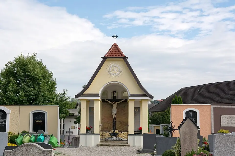 Friedhof samt Friedhofskapelle