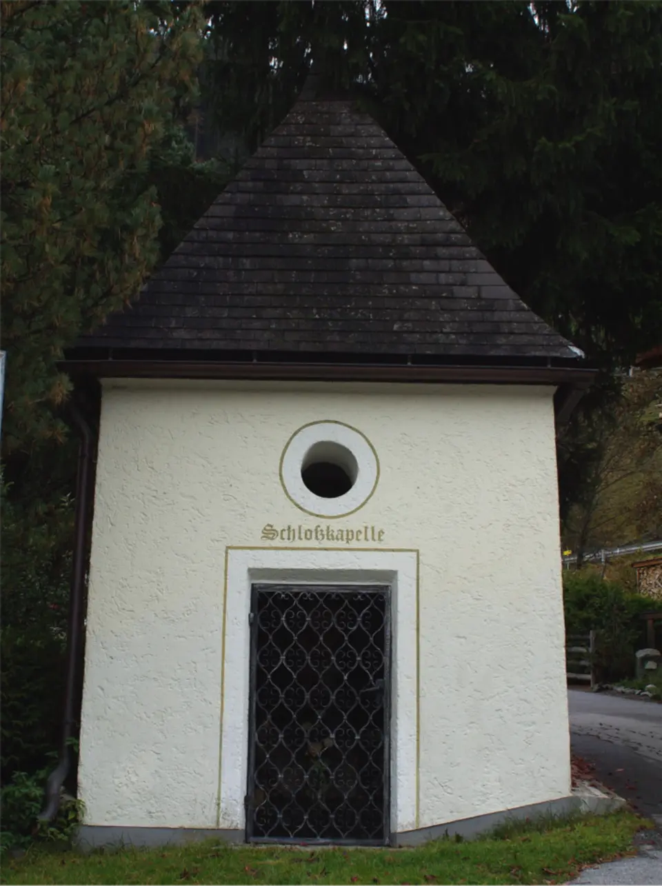 Kapelle am Weg zum Schloss
