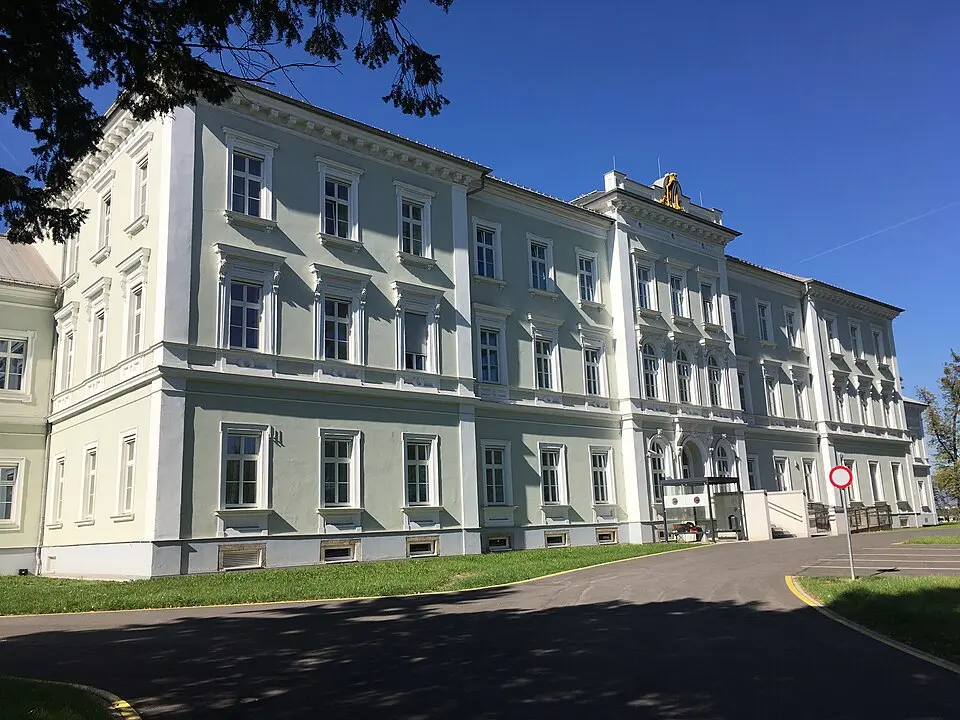 Original building of the Neuromed Campus