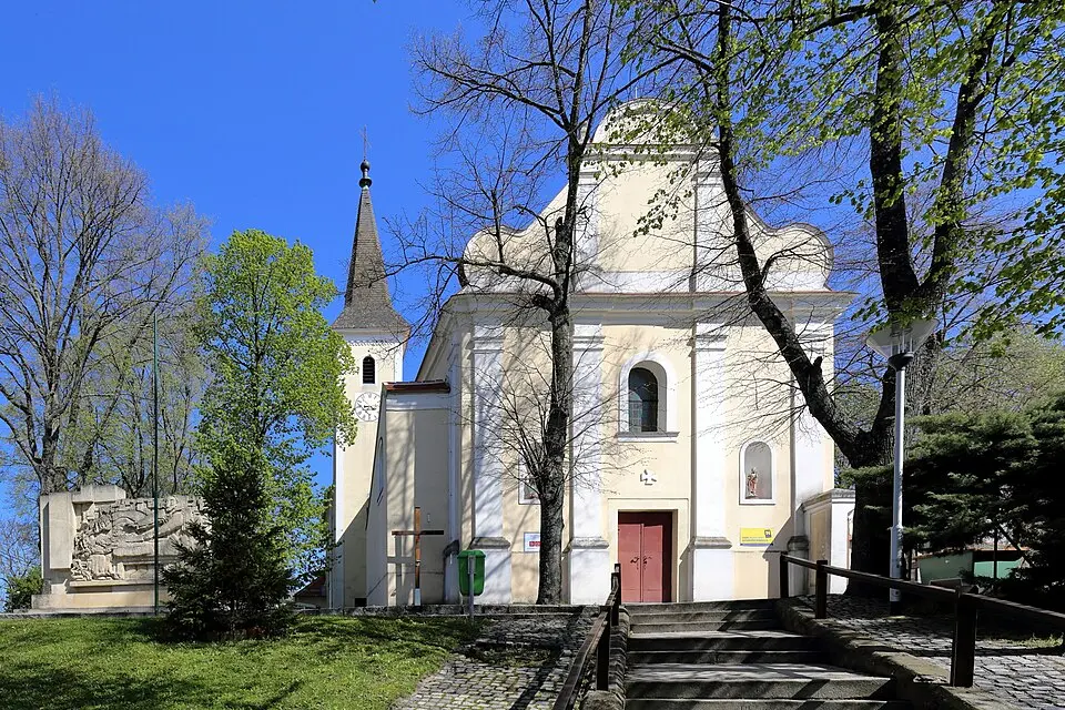 Slika: C.Stadler/Bwag · CC BY-SA 4.0 Pfarrkirche Neusiedl an der Zaya