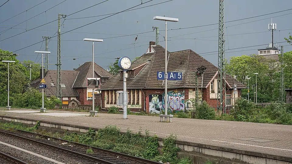 Neuss Hauptbahnhof