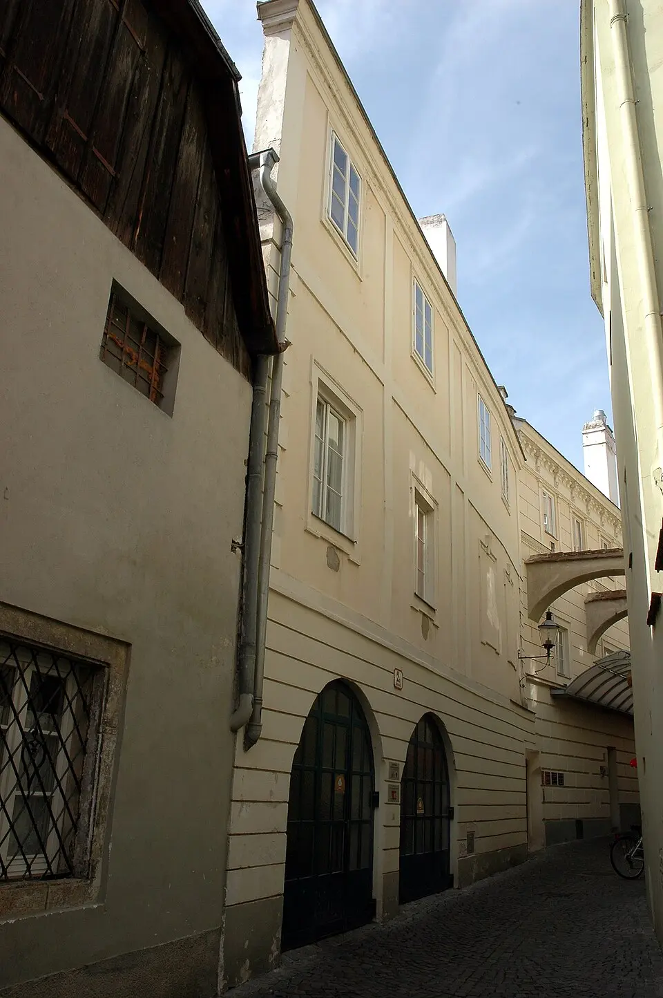 Wohnhaus, ehem. Wirtschaftstrakt