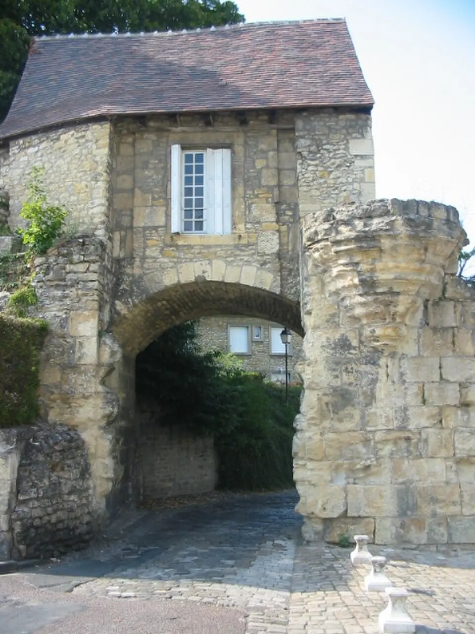 avant-porte du Croux