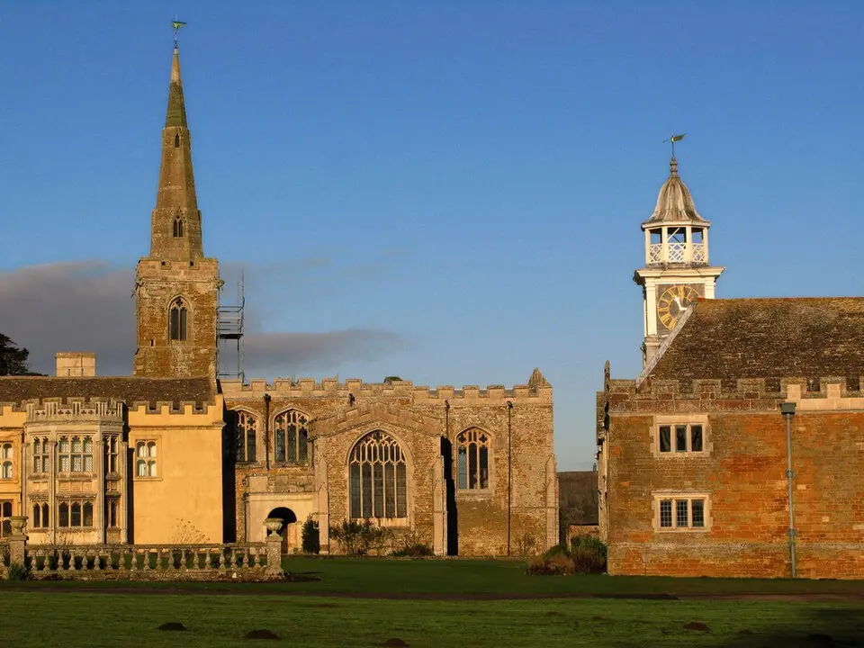Nevill Holt