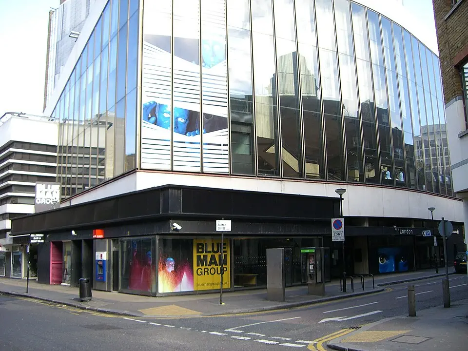 Uploaded by: Edward · Public domain Gillian Lynne Theatre