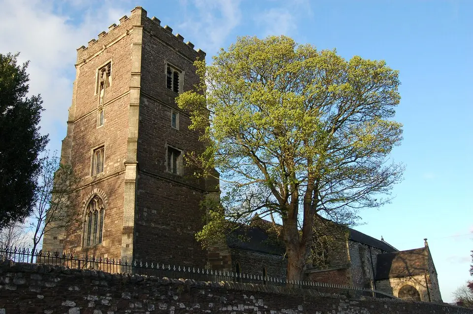 cathédrale Saint-Woolo de Newport
