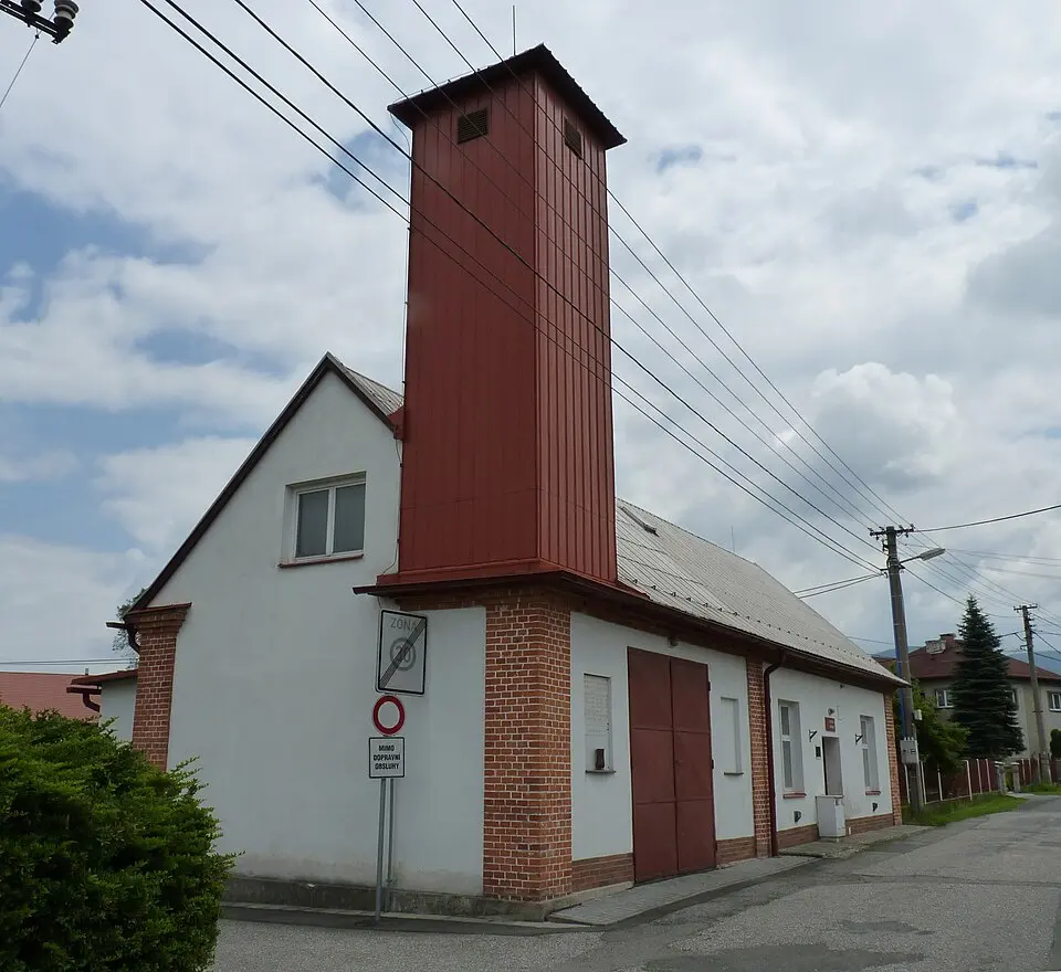 Obrázek: Michal Klajban · CC BY-SA 3.0 Nižní Lhoty
