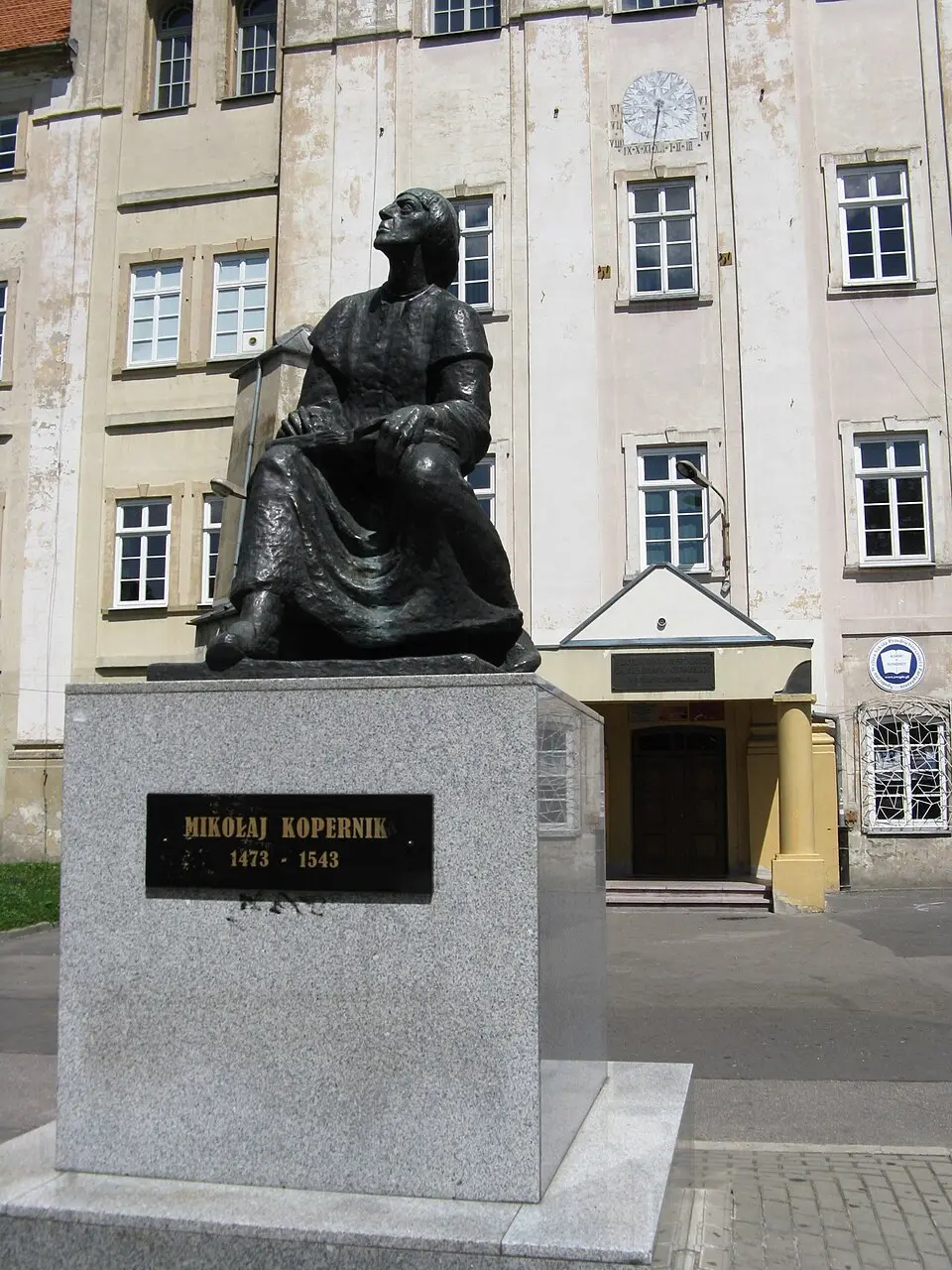 Pomnik Mikołaja Kopernika w Piotrkowie Trybunalskim
