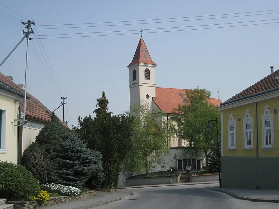 Slika: Priwo · Public domain Kath. Pfarrkirche Mariae Himmelfahrt