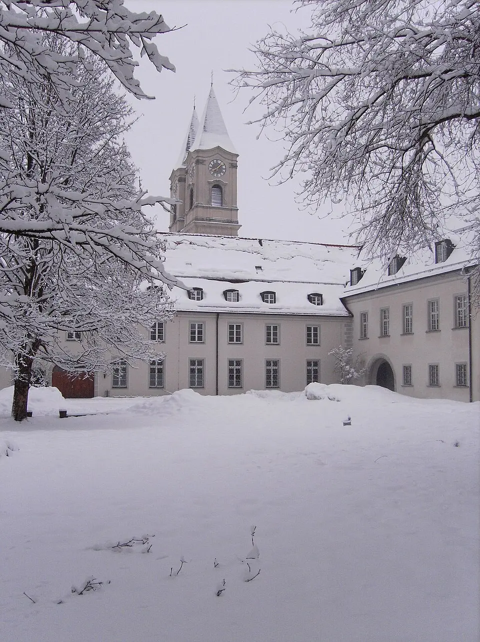 Bild: Thomas Guffler · CC BY-SA 3.0 Benediktinerkloster Niederaltaich, Niederalteich