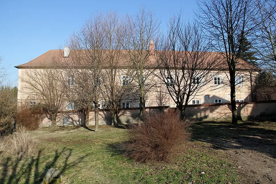 Obrázek: C.Stadler/Bwag · CC BY-SA 3.0 AT Schloss, Kloster