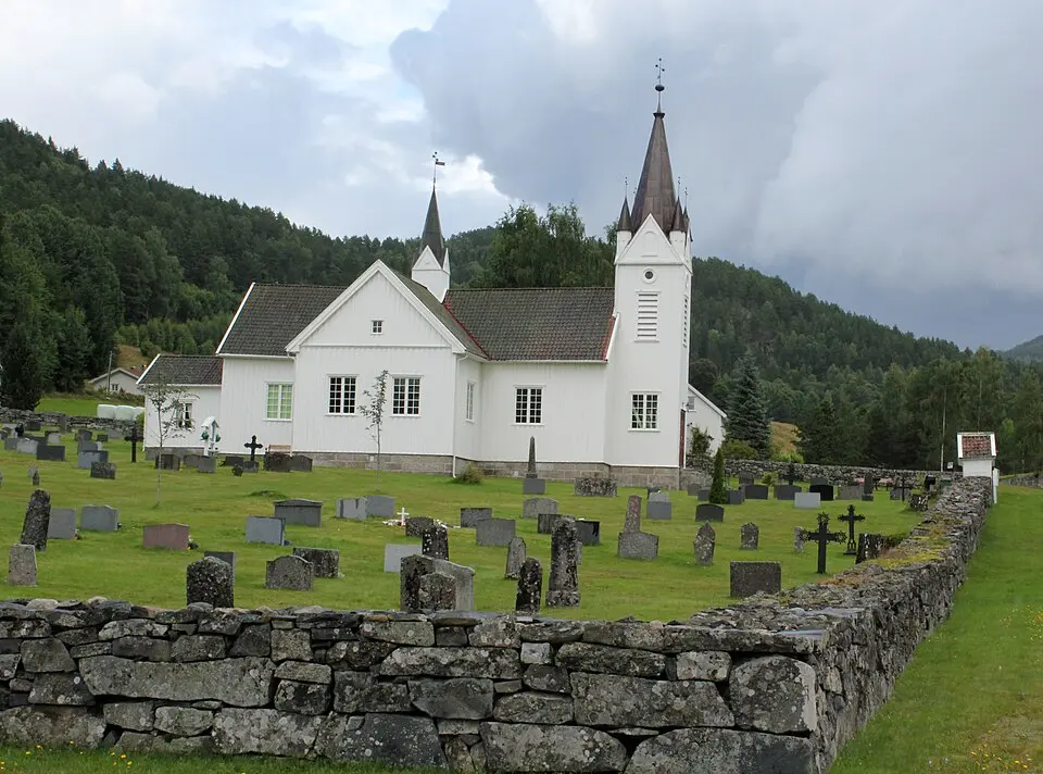 Nissedal kirke