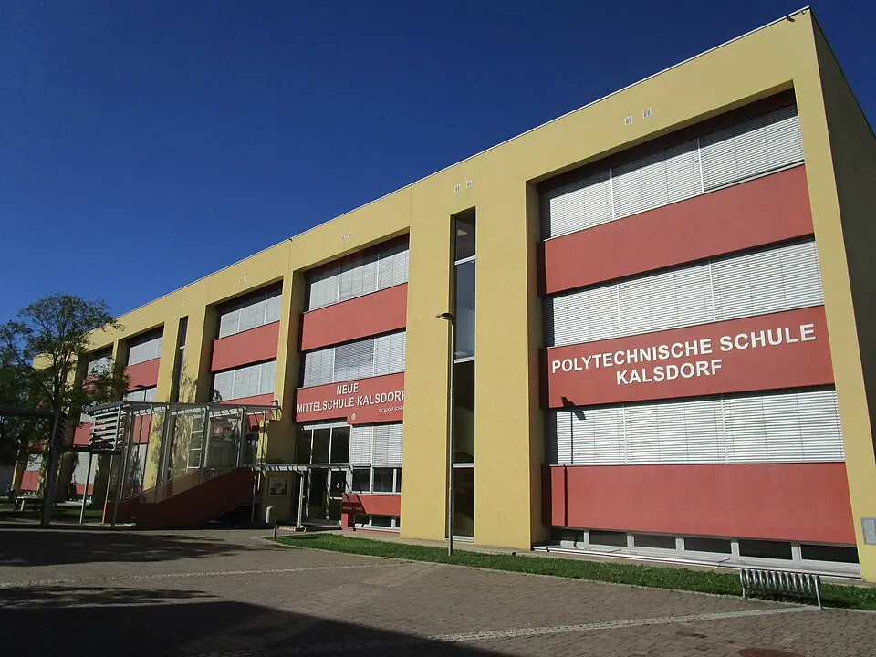 Dr. Adolf-Schärf-Hauptschule
