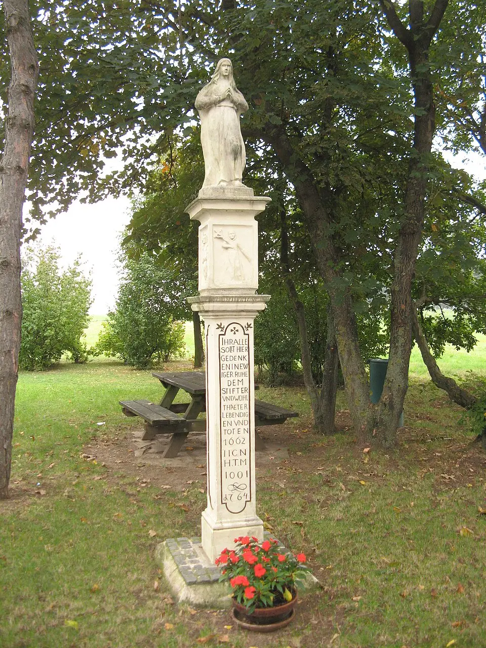 Obrázok: Buchhändler · CC BY-SA 3.0 Immaculatasäule in Unterlaa