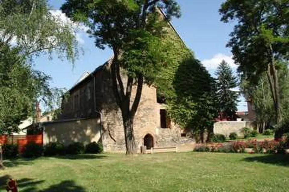 Kirchenruine Nonnenhof