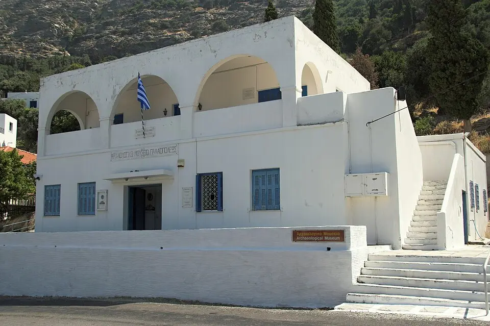 Αρχαιολογικό Μουσείο Παλαιόπολης