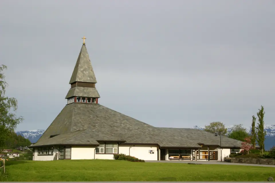 Norheimsund kirke