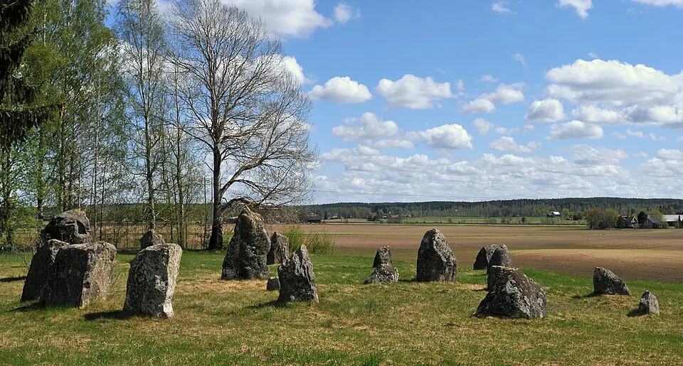 Image: TS Eriksson · CC BY-SA 3.0 Norrby stenar