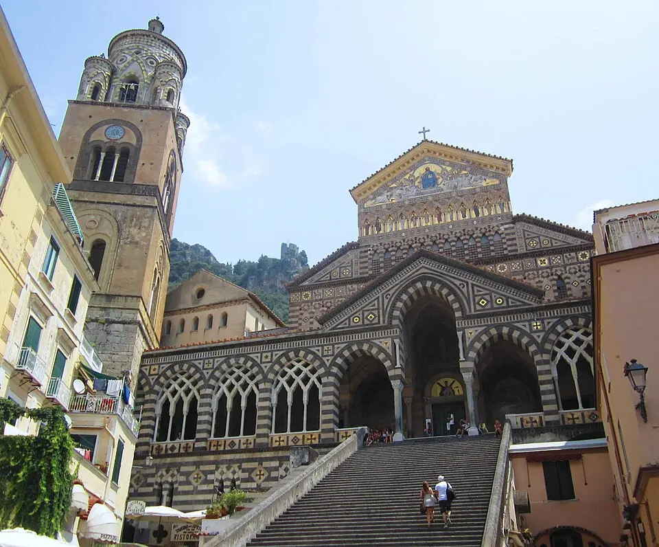 Image: Luca Aless · CC BY-SA 3.0 Dôme d'Amalfi