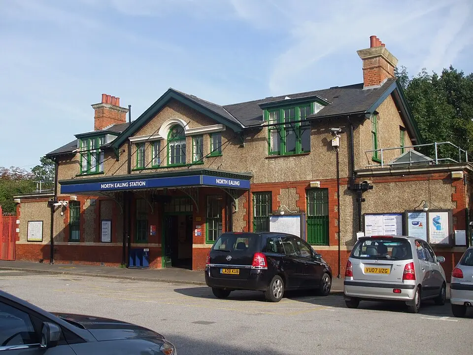 stazione di North Ealing